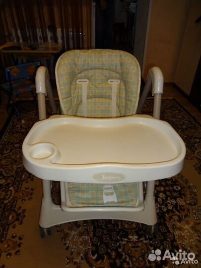 Стульчик для кормления