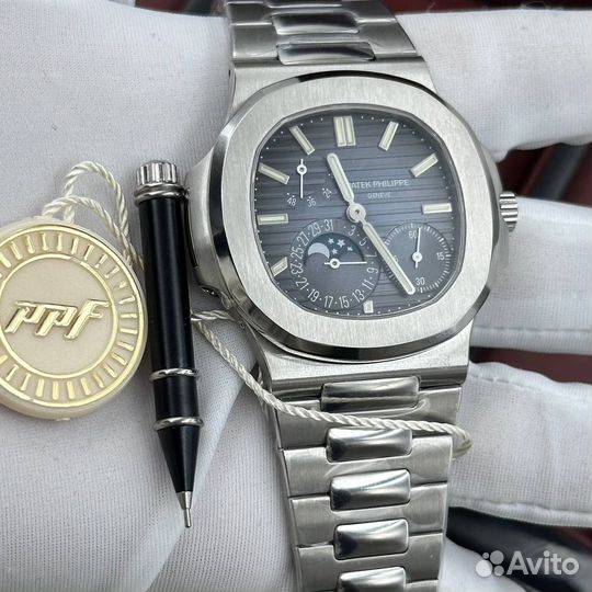 Часы Patek Philippe Nautilus Moonphase