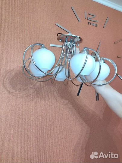 Люстра потолочная новая