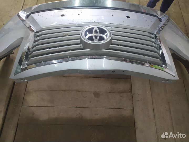 Передний бампер стиль Lexus