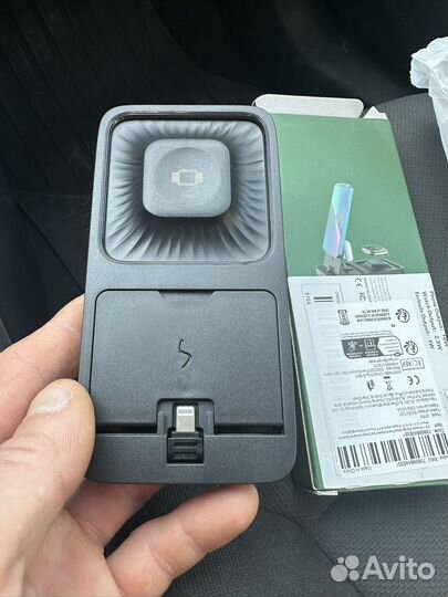 Подставка-зарядная станция для iPhone