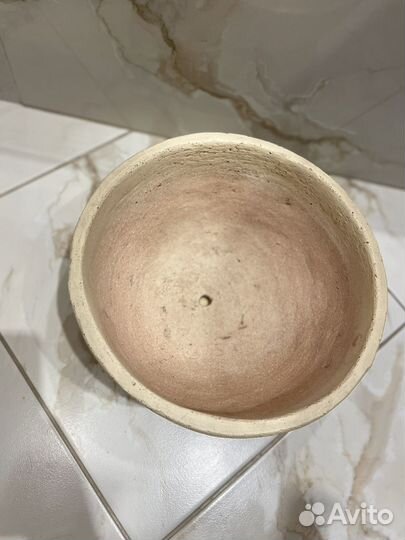 Вазон глиняный для цветов
