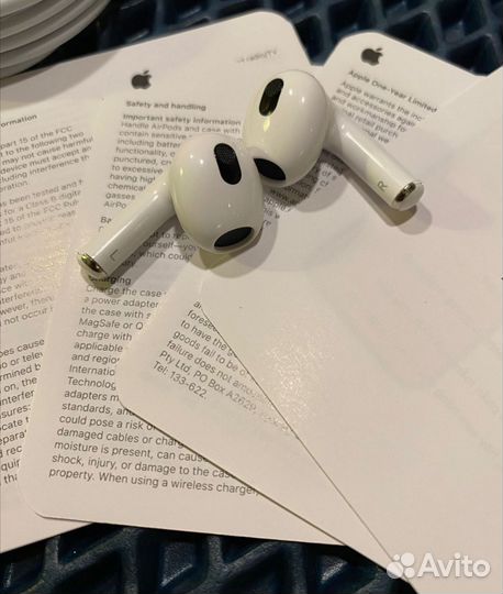 Беспроводные наушники apple airpods 3