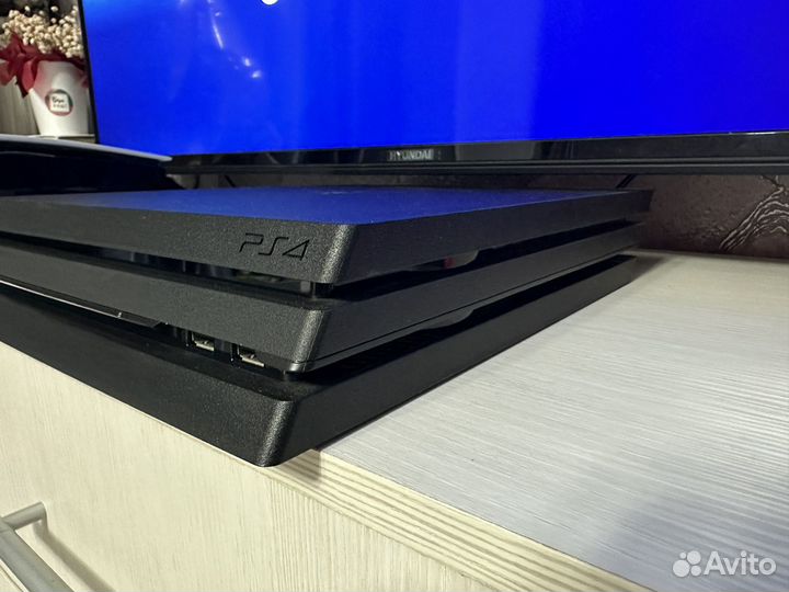 Sony PS4 pro 1tb
