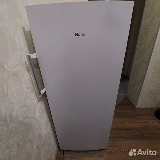 Морозильник haier HF260WG