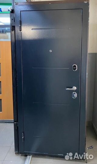 Входная дверь 7.5 гарда серебро