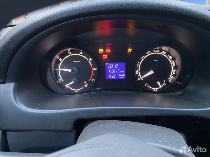 Лада приора-2 (по запчастям)lada priora-2