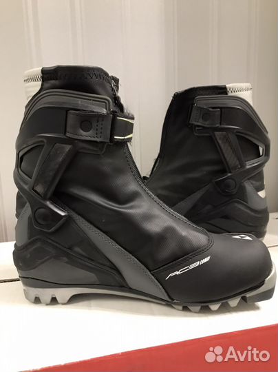 Ботинки лыжные fischer размер 42(российский 41,5)