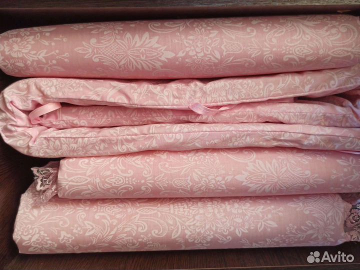 Бортики в кроватку