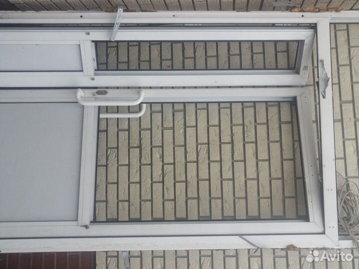 Дверь пластиковая