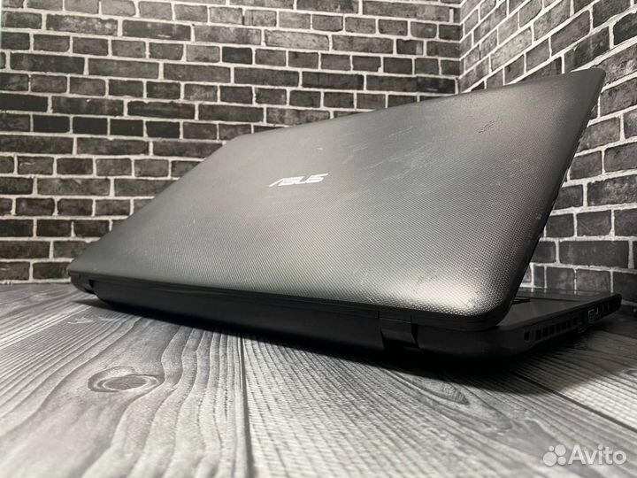 Игровой ноутбук Asus 17.3/8gb/2видеокарты/SSD+HDD