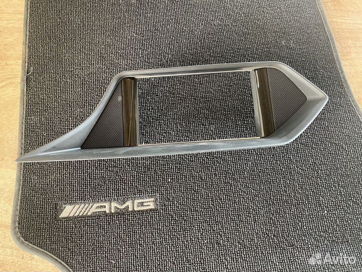 Накладка дисплея монитора Mercedes Benz W212