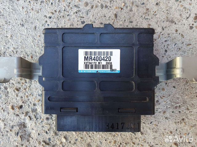 Блок управления ABS для Mitsubishi Pajero 3