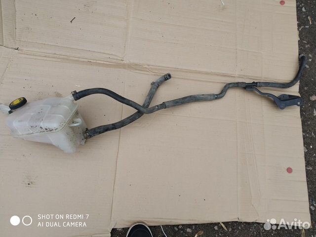 Расширительный бачок Toyota Corolla 150/151