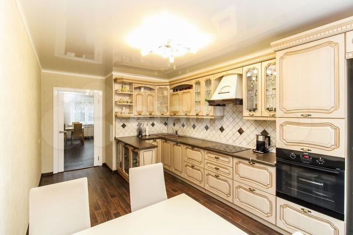 3-к. квартира, 88,9 м², 1/10 эт.