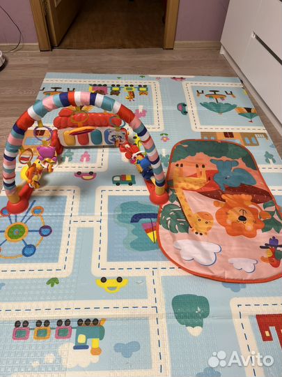 Развивающий коврик с пианино
