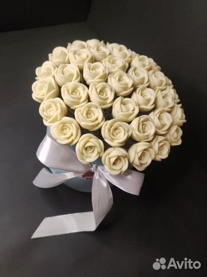 Шоколадные Розы - 37 шт в Шляпной Коробке