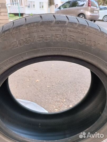 Kumho Ecsta HS51 205/55 R16
