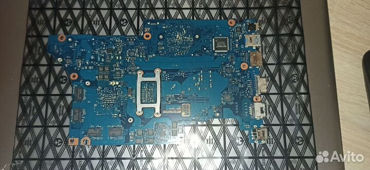 Материнская плата samsung NP510R5E