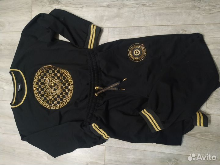 Спортивный костюм женский новый