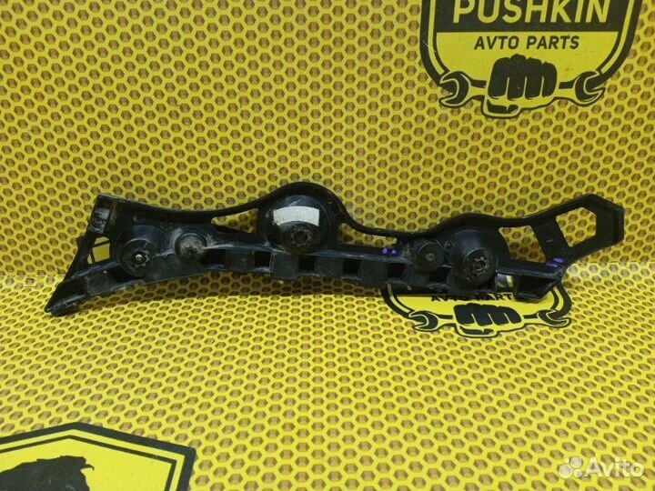 Кронштейн бампера задний левый Renault Logan L8