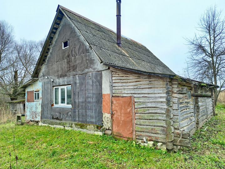 Дом 27,2 м² на участке 40 сот.