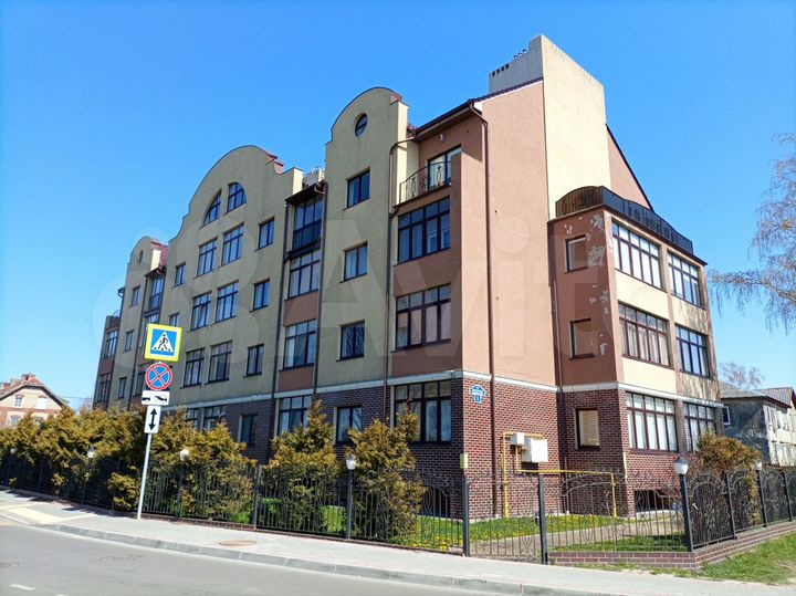 1-к. квартира, 49 м², 2/4 эт.
