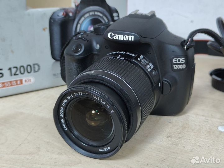 Зеркальный фотоаппарат Canon EOS 1200D kit 18-55