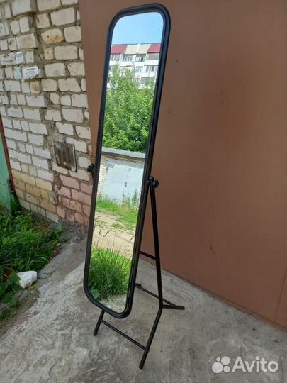 Зеркало напольное