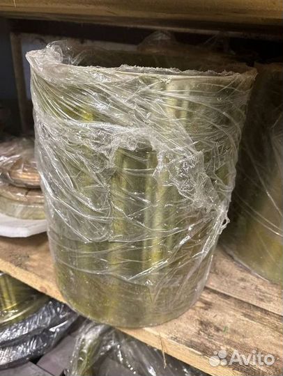 Защитная втулка для дробилки Metso GP330