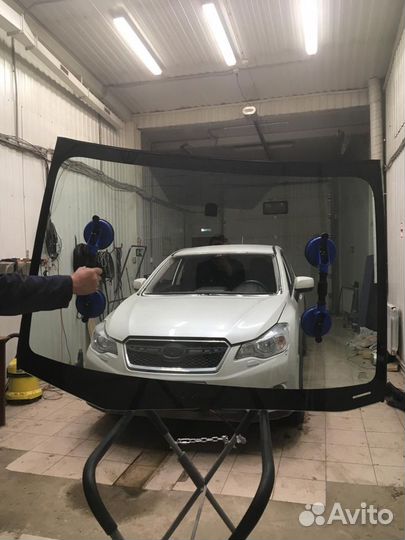 Лобовое стекло на Субару Импреза