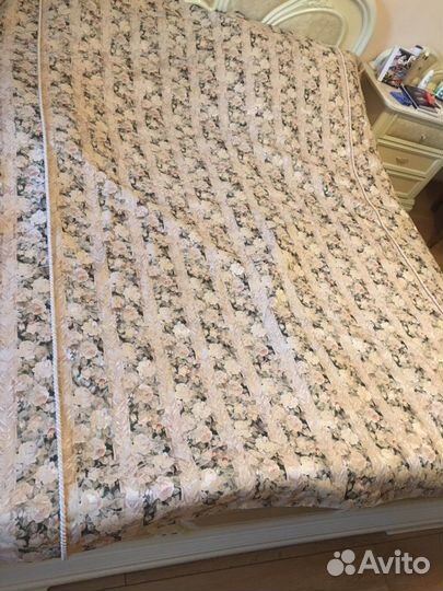 Роскошное покрывало на кровать