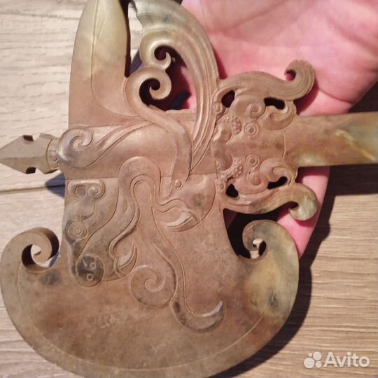 Ритуальный топор. Нефрит