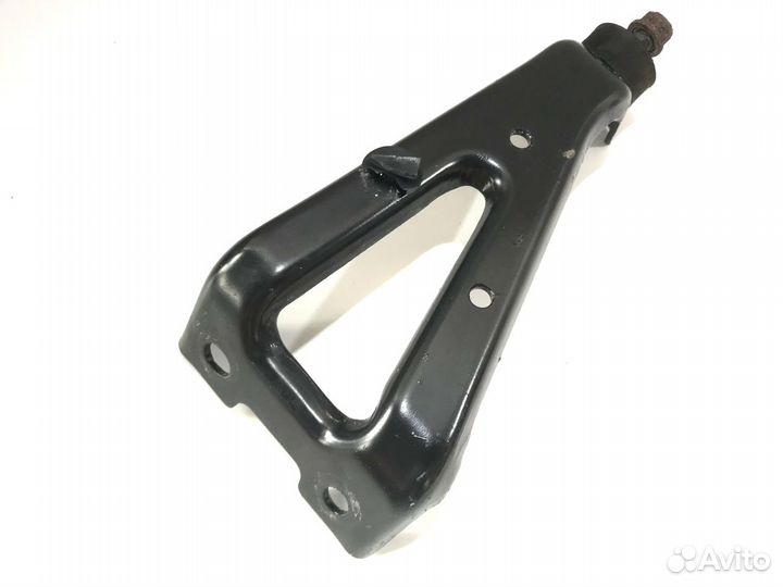 Кронштейн коллектора ALT Audi A4 B7