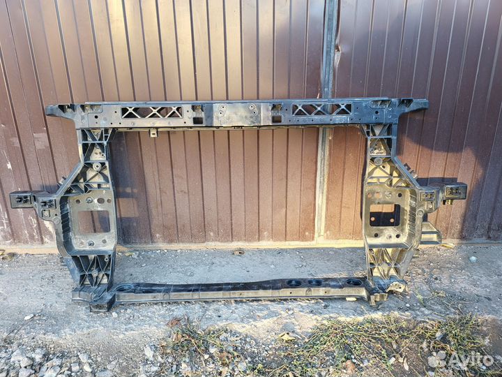 Рамка радиатора Santa Fe 4 с 2020- 2023 рестайлинг