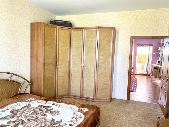 3-к. квартира, 82 м², 3/4 эт.