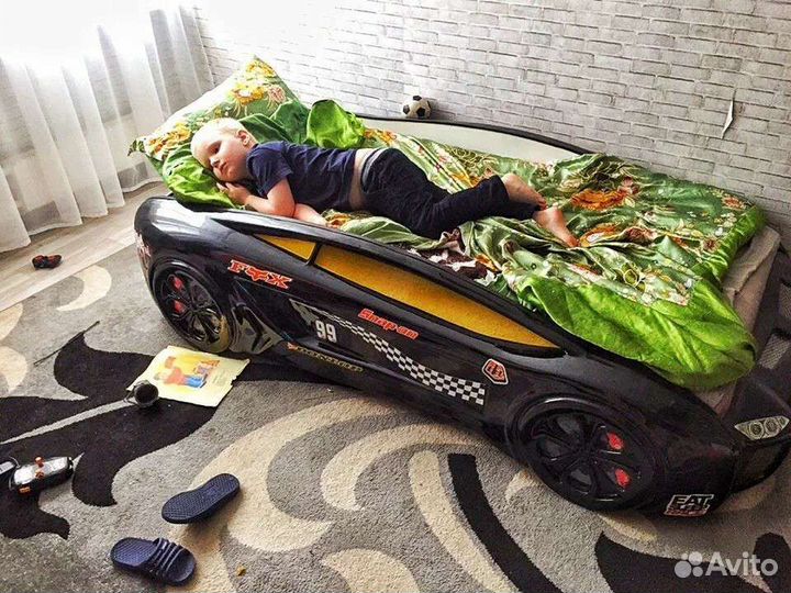 Кровать машинка детская