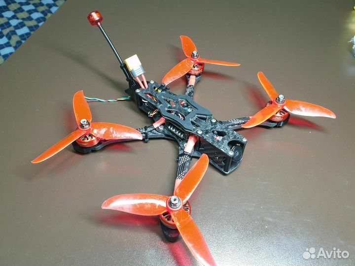 Квадрокоптер Apex 5 на аналоге с моторами Rcinpowe