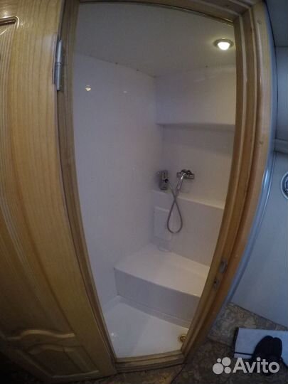 Продам моторную яхту