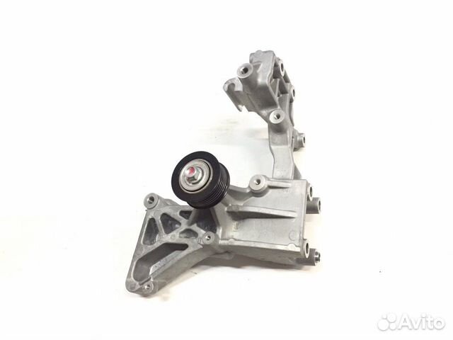 Mitsubishi ASX митсубиши Кронштейн Генератора