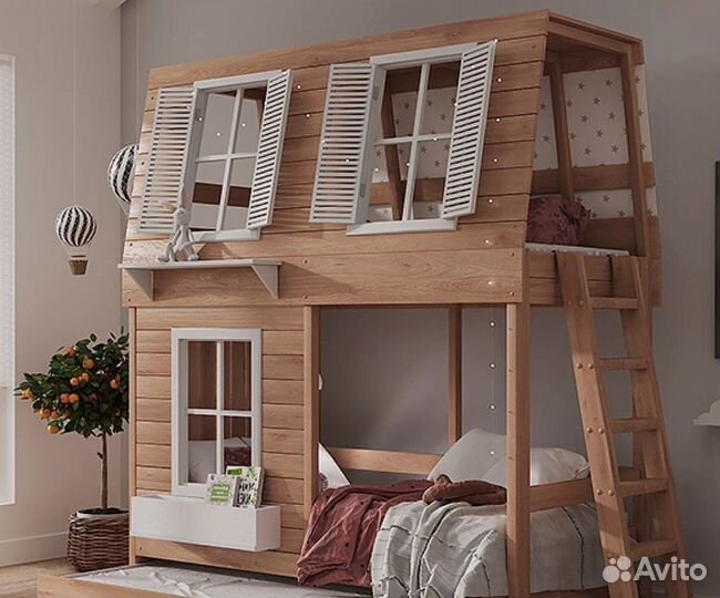 Двухъярусная кроватка домик