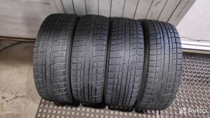 Yokohama Ice Guard IG30 215/60 R16 95Q