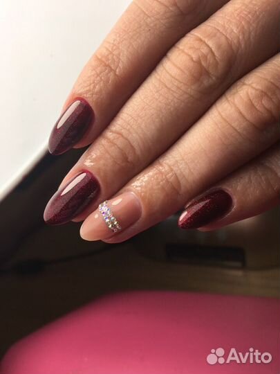 Маникюр с покрытием гель-лаком