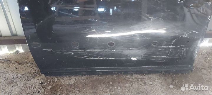 Дверь передняя левая на Volkswagen Phaeton