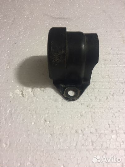 Кронштейн переднего стабилизатора BMW X5 E53