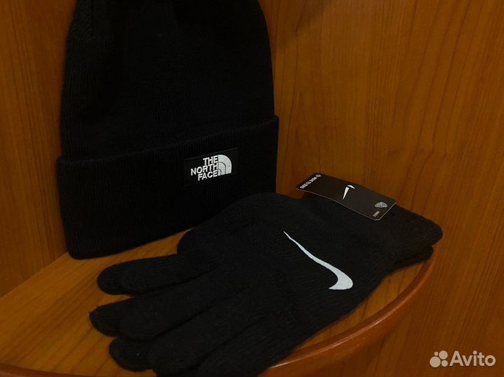 Зимний Комплект 3В1 Шапка TNF и перчатки nike