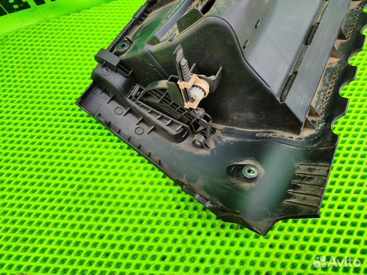 Бардачок Skoda Octavia A5 рестайлинг