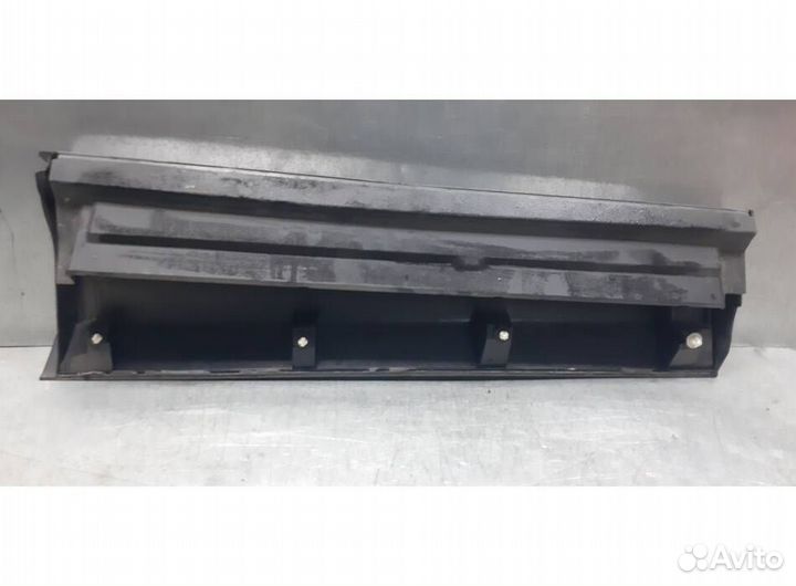 Накладка задней правой двери Toyota RAV 4