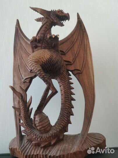 Дракон из дерева (ручная работа)
