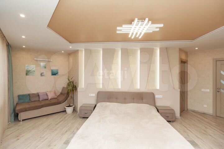 4-к. квартира, 124,8 м², 7/10 эт.